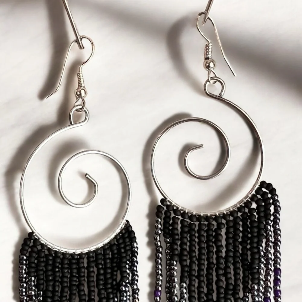 Who’s got the blues? Hand Beaded Chandelier Beaded Earrings Blues Purples - Picture 6 of 17
